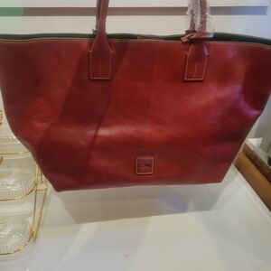 Elegant Red Leather Tote Bag